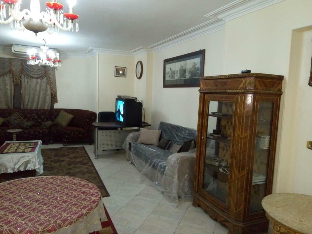 Your Dream Apartment In Agouza "Family Only" El El Cairo Exterior foto