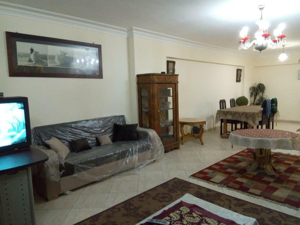 Your Dream Apartment In Agouza "Family Only" El El Cairo Exterior foto